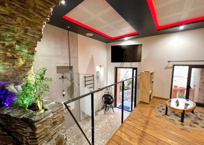 Mezzanine avec vue sur l’espace spa – Le Ginkgo